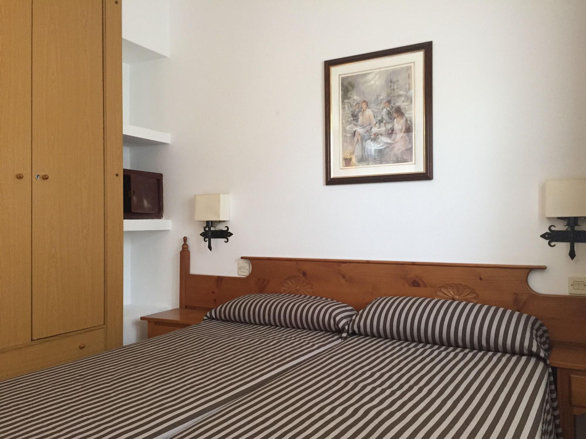 Apartamentos Santi Lloret de Mar Ngoại thất bức ảnh