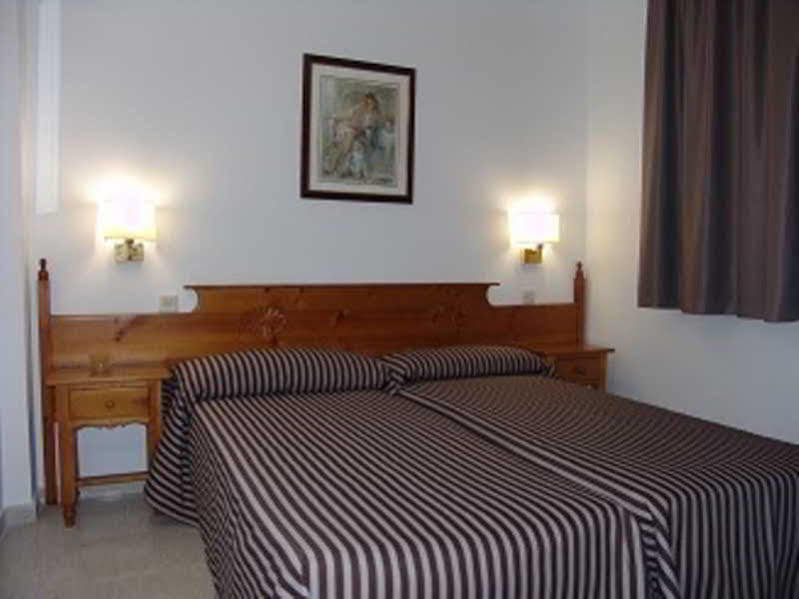 Apartamentos Santi Lloret de Mar Ngoại thất bức ảnh